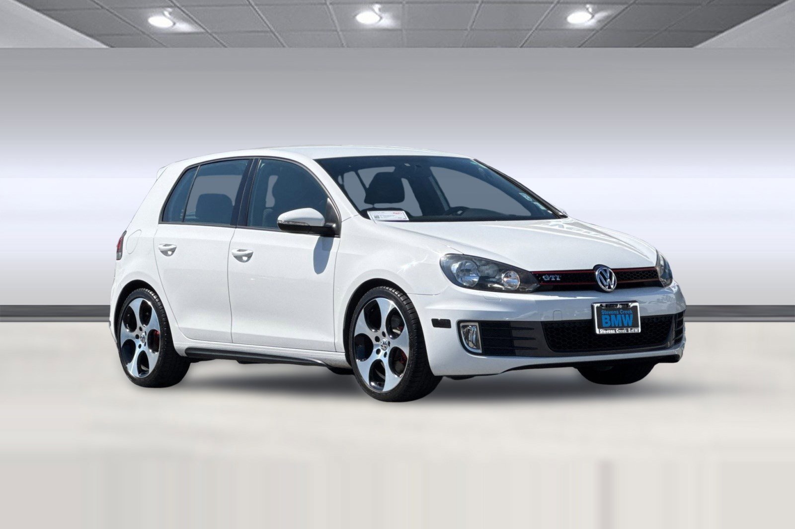 Used 2012 Volkswagen Golf 4-Door image 6