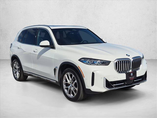 Certified 2025 BMW X5 xDrive40i w/ Premium Package AWD/4WD image 4
