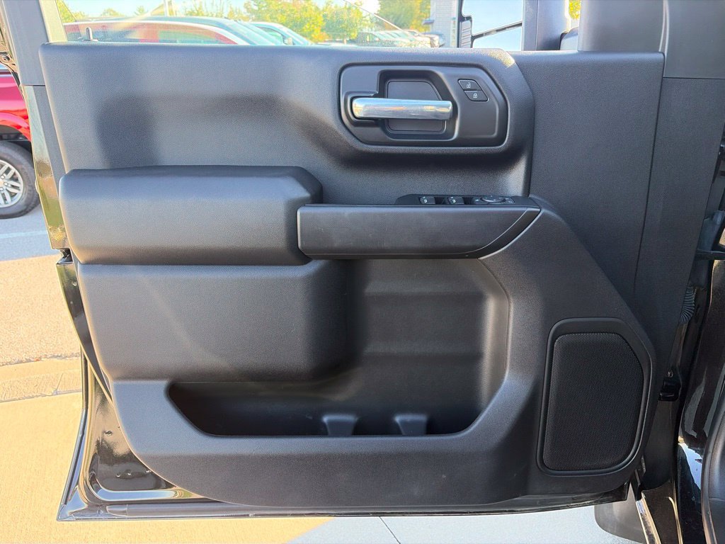 Used 2026 Chevrolet Silverado 2500 Custom w/ Custom Convenience Package AWD/4WD image 37