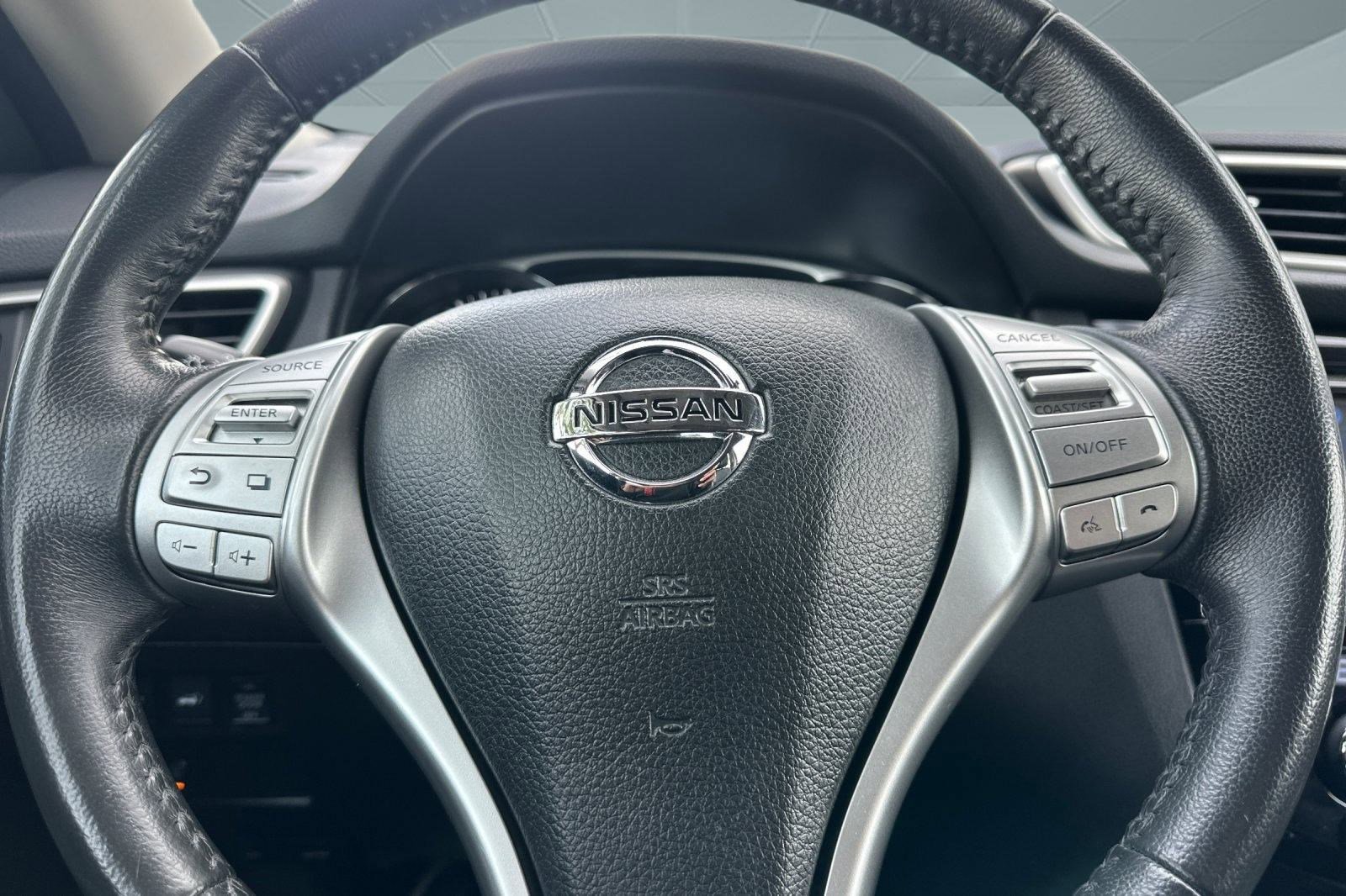 Used 2016 Nissan Rogue SL w/ SL Premium Package image 17