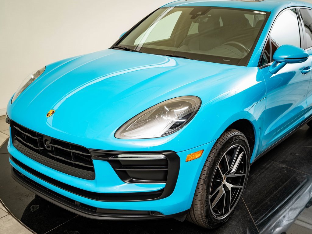 Certified 2023 Porsche Macan image 14