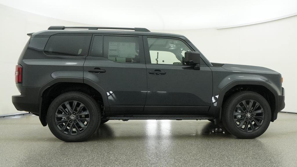 New 2027 Toyota Land Cruiser w/ Premium Package AWD/4WD image 13