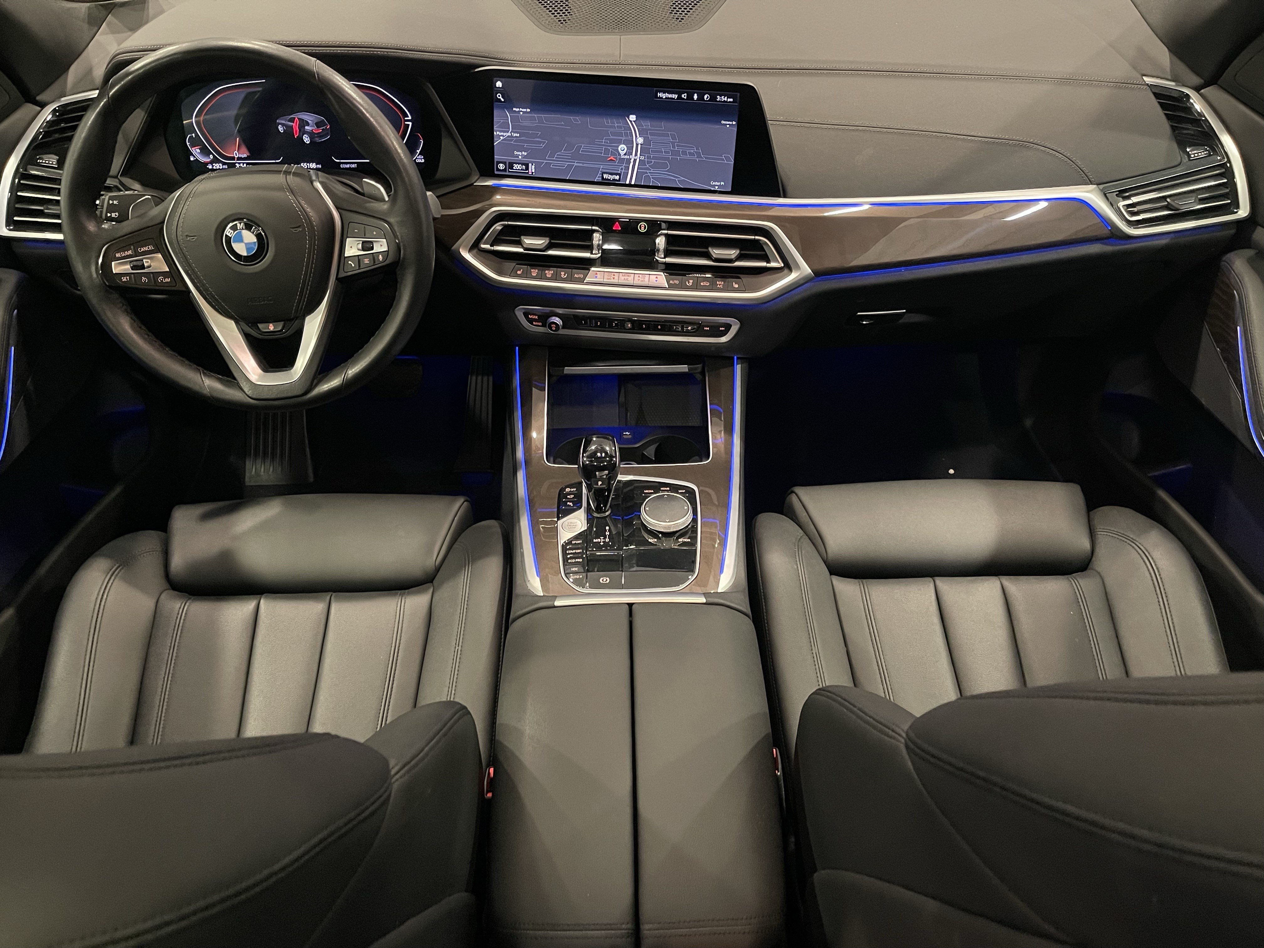 Used 2022 BMW X5 xDrive40i w/ Premium Package AWD/4WD image 16