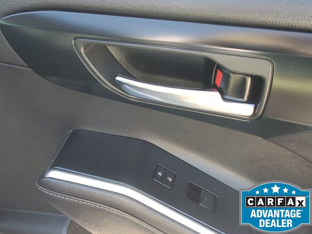 Used 2020 Toyota Highlander XLE image 49