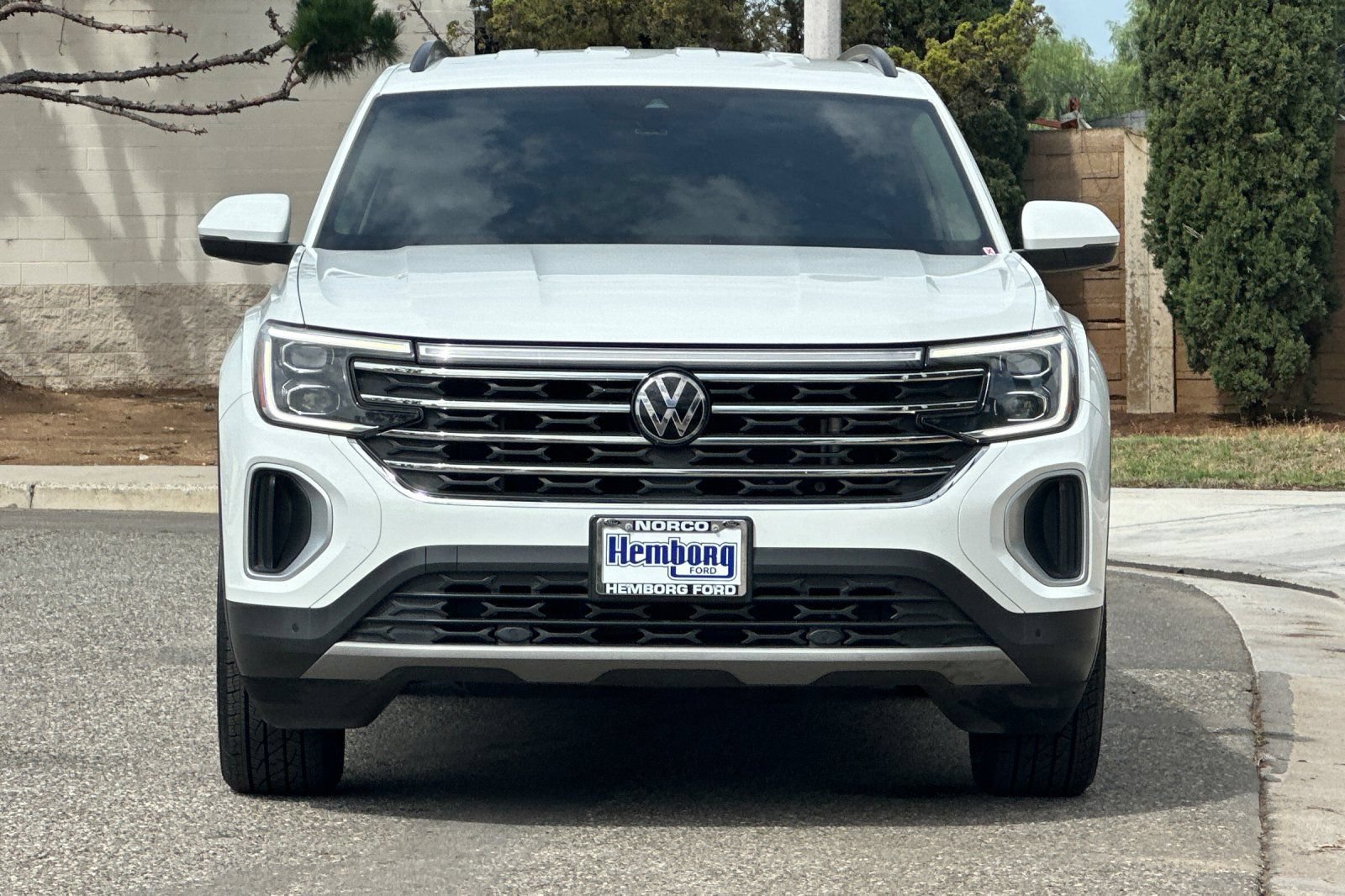 Used 2024 Volkswagen Atlas SE FWD image 9