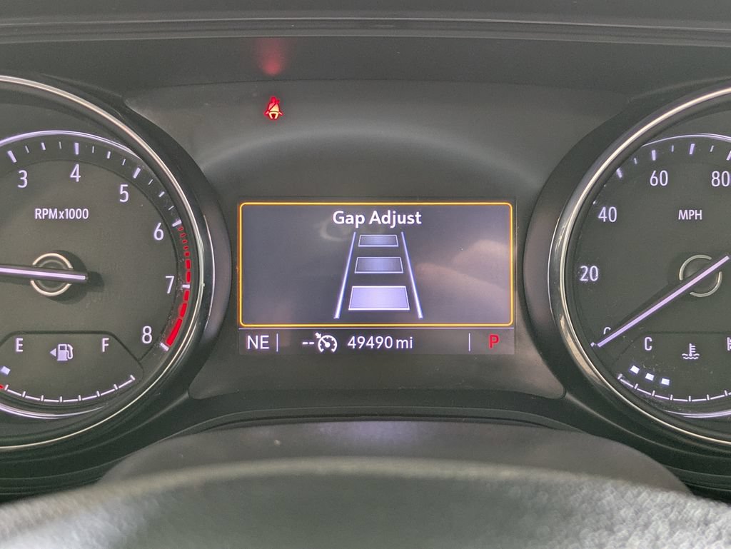 Used 2022 Buick Encore GX Select w/ Sport Touring Package FWD image 9
