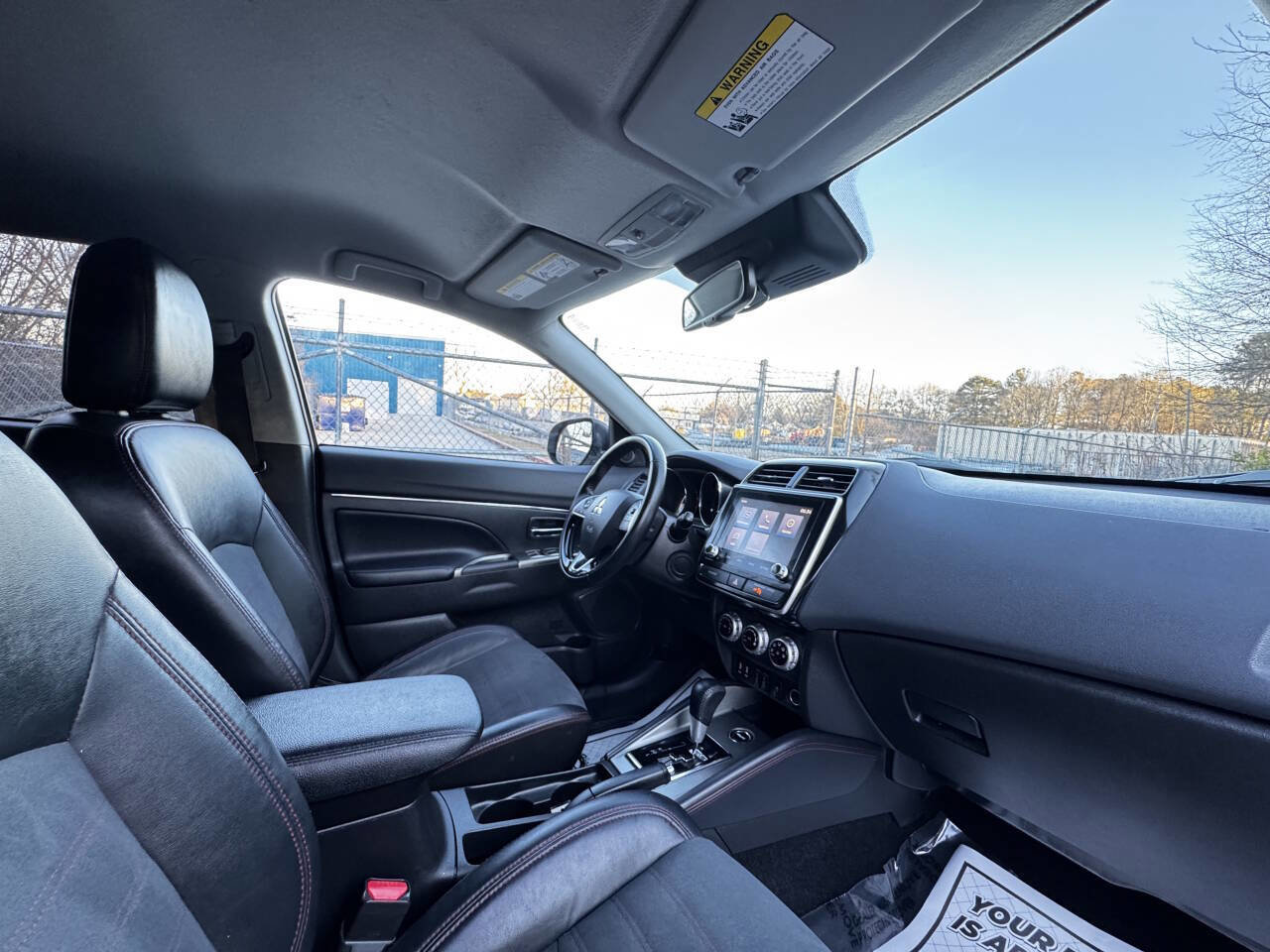 Used 2022 Mitsubishi Outlander Sport LE image 13