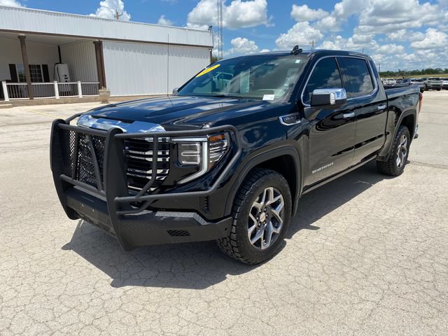 Used 2025 GMC Sierra 1500 SLT AWD/4WD image 2