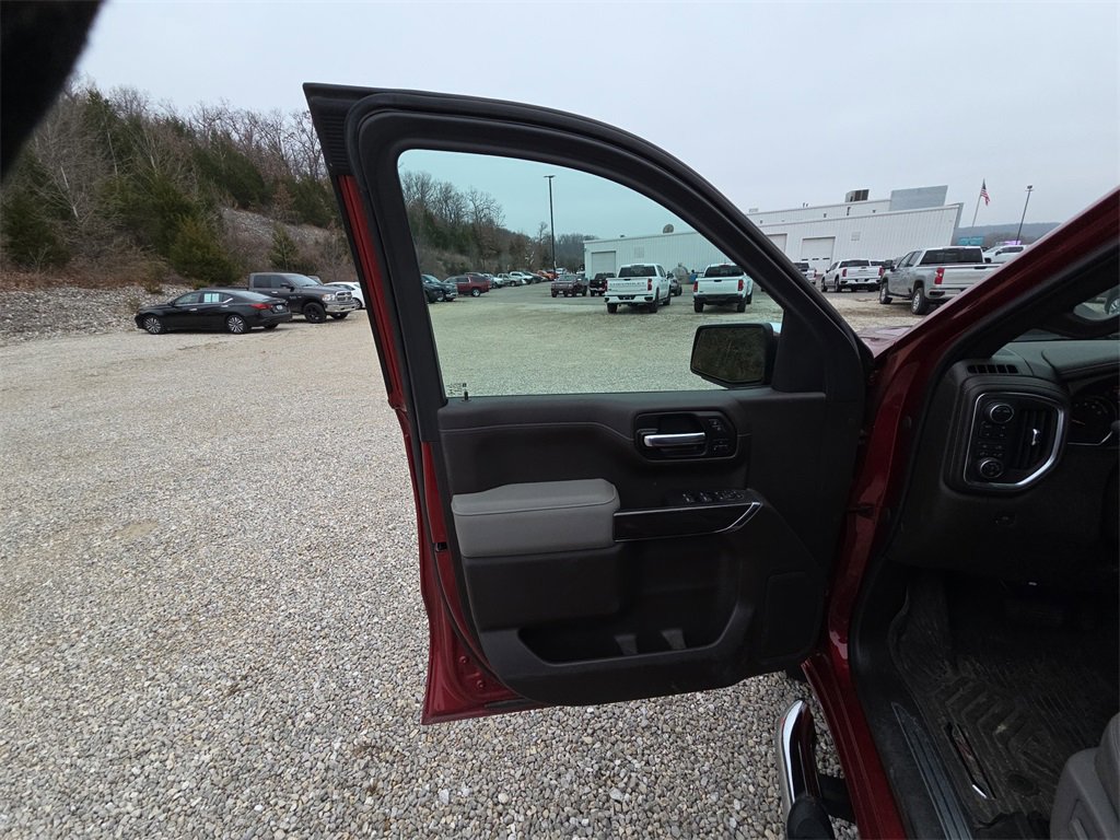Used 2022 Chevrolet Silverado 1500 LTZ image 9
