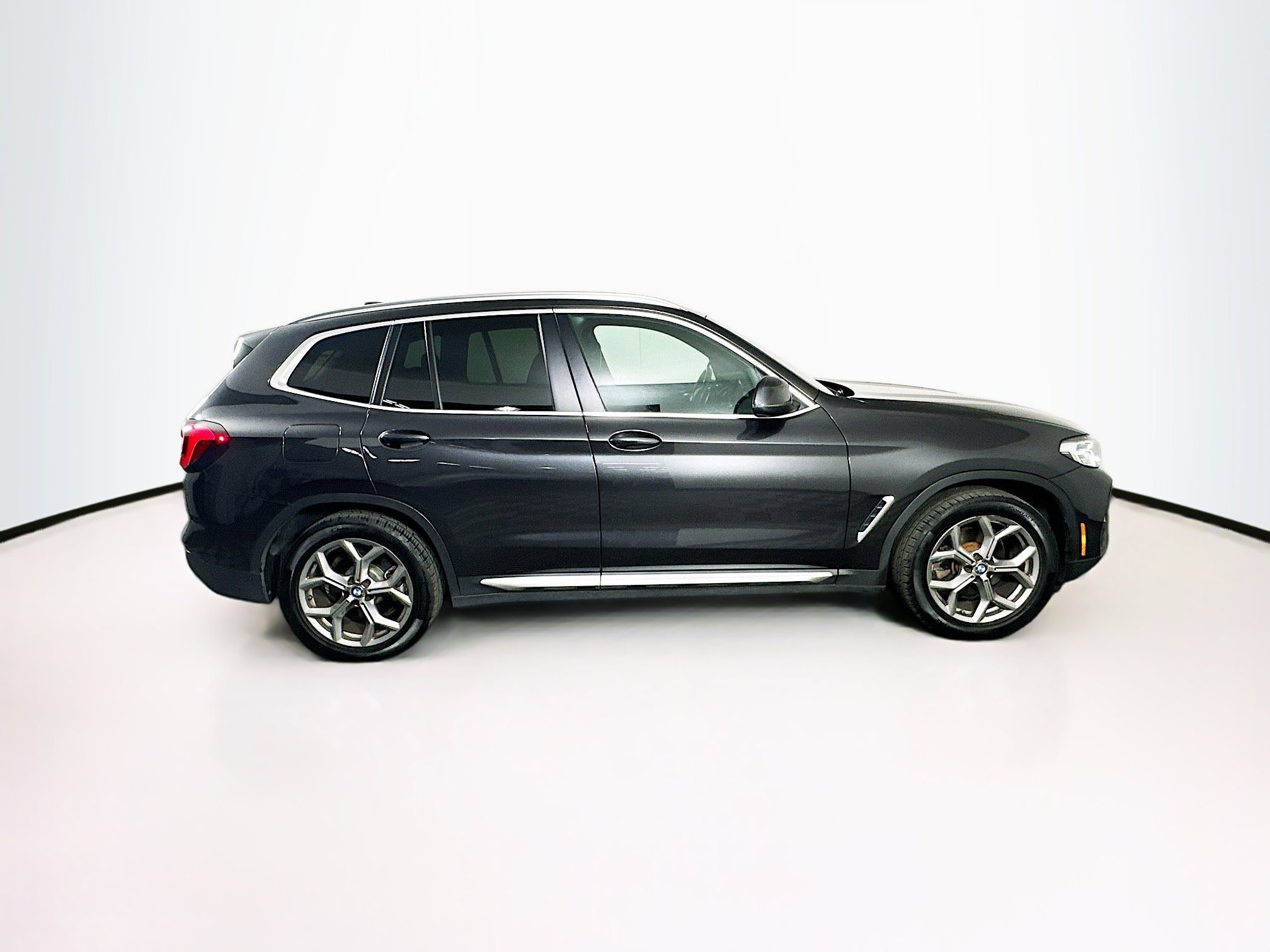 Used 2024 BMW X3 sDrive30i image 10