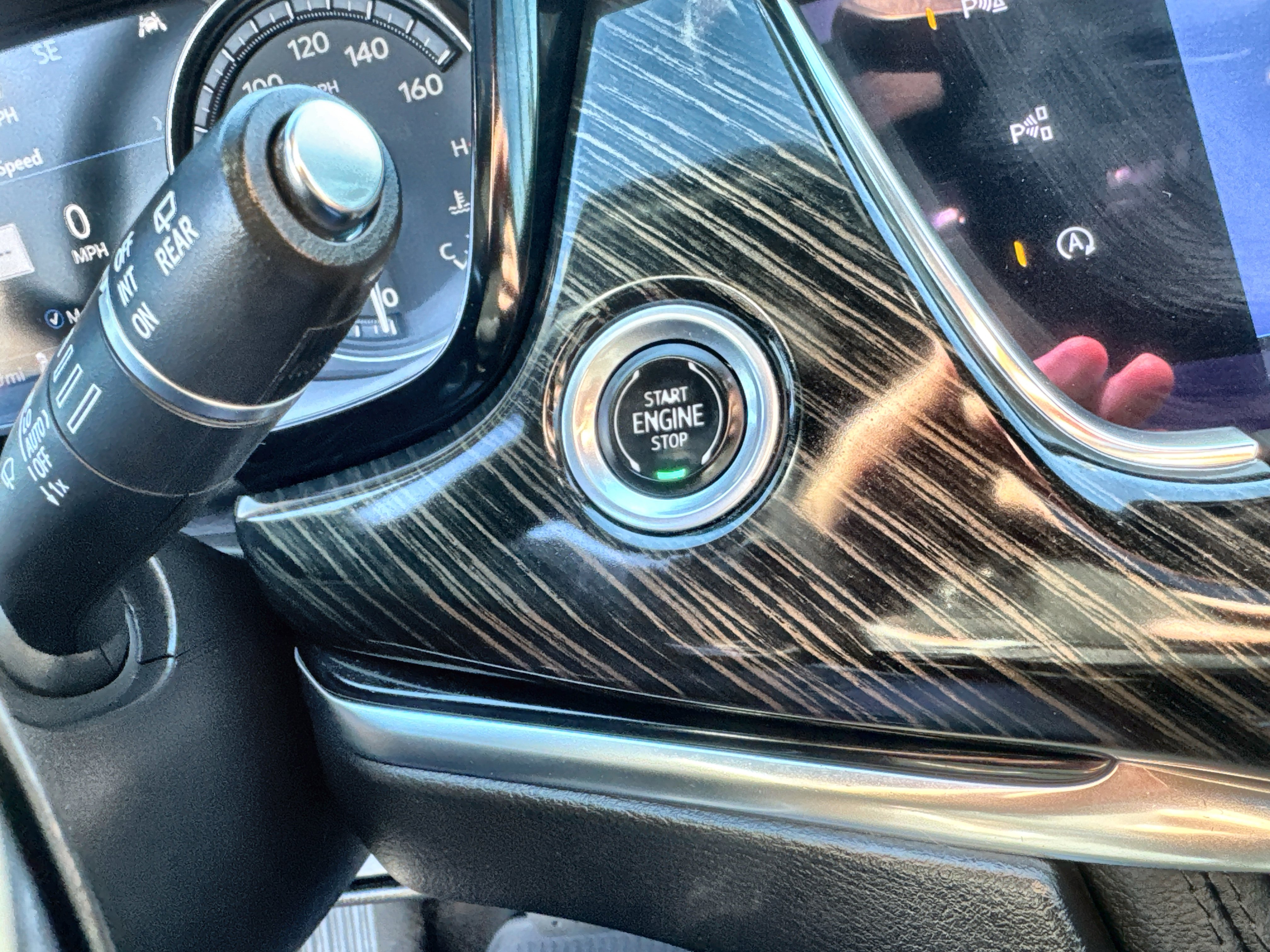 Used 2021 Cadillac XT6 Premium Luxury image 17