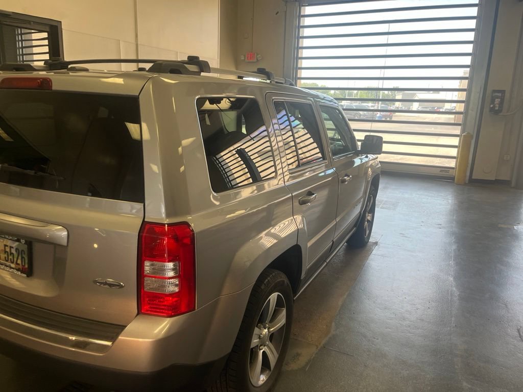 Used 2017 Jeep Patriot High Altitude AWD/4WD image 9