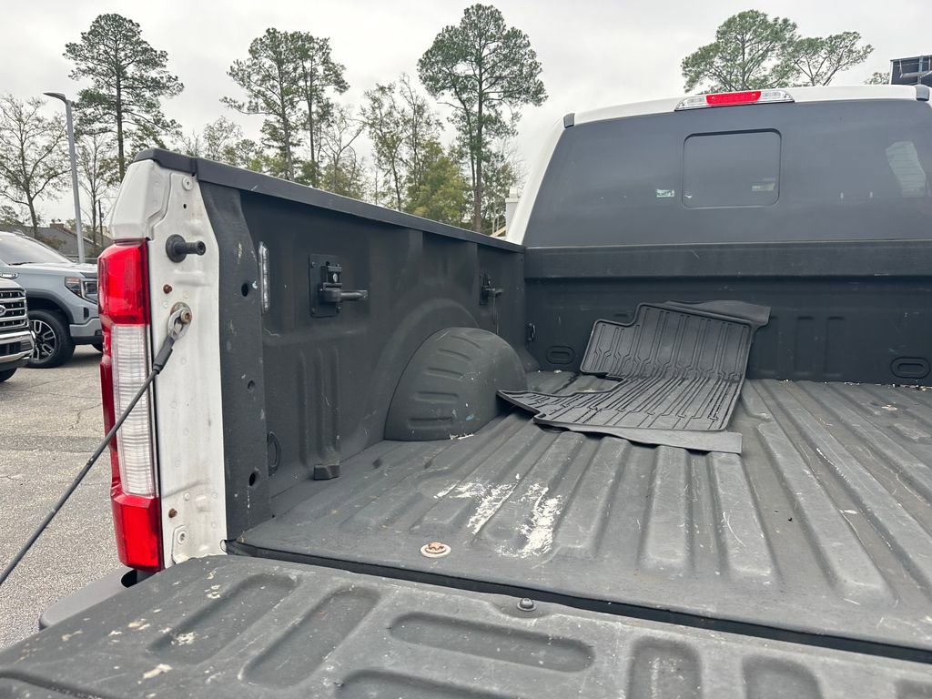 Used 2019 Ford F250 Lariat w/ Lariat Ultimate Package image 43