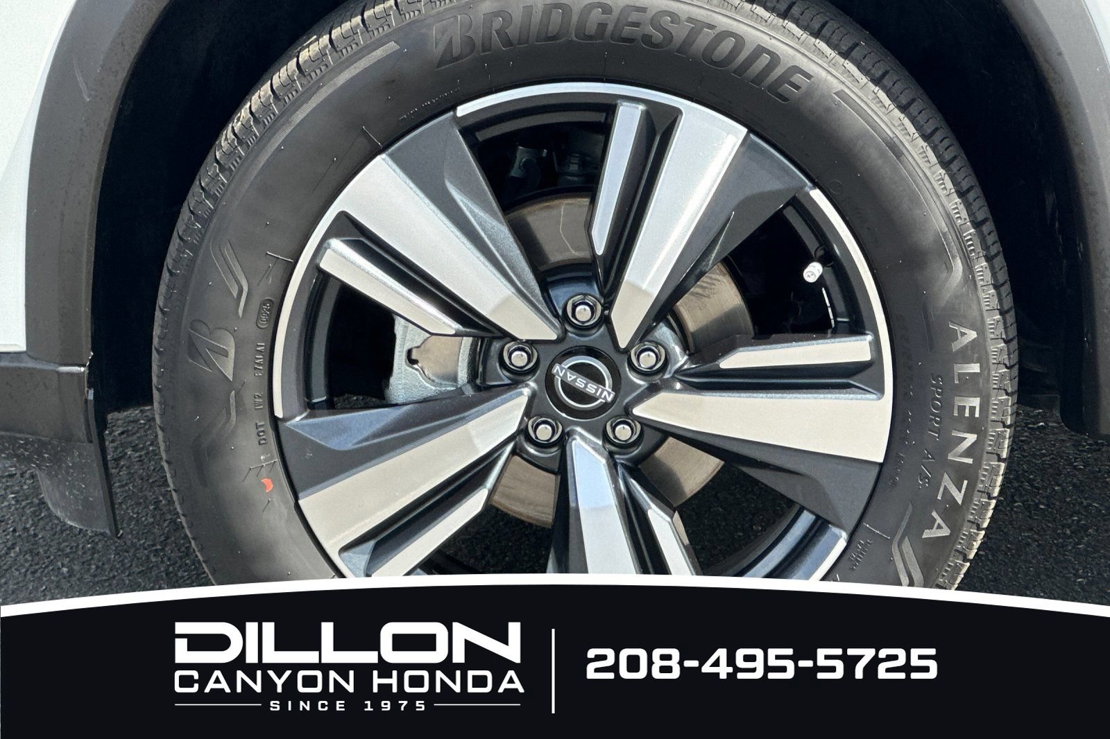 Used 2026 Nissan Rogue SL AWD/4WD image 30