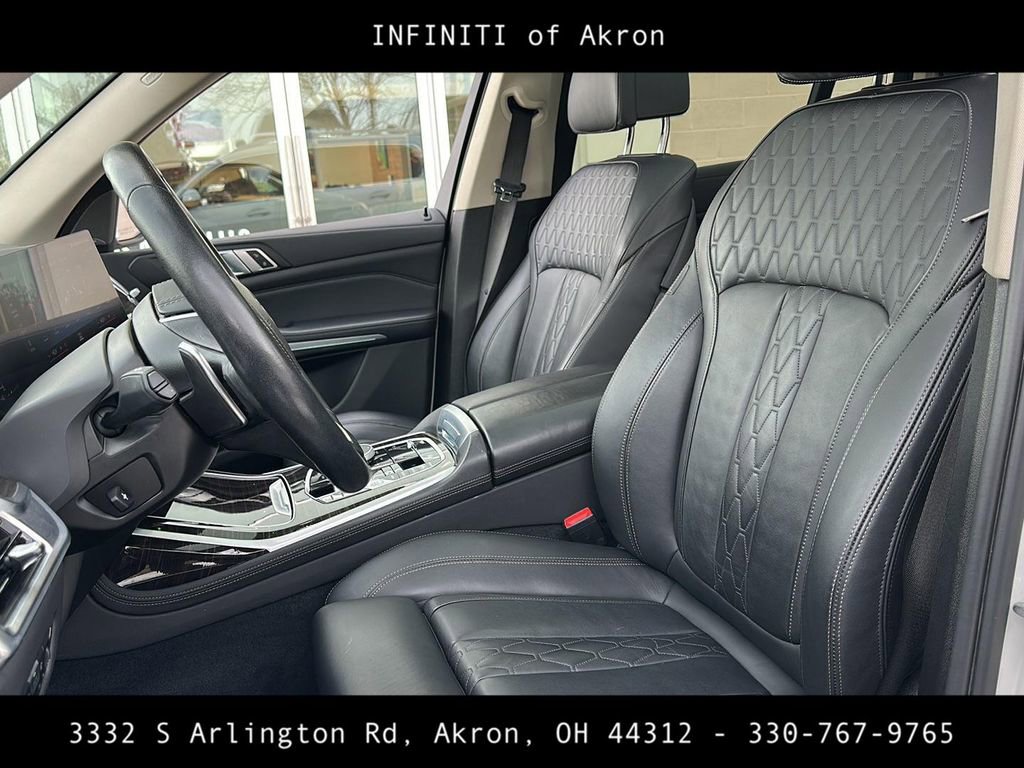 Used 2023 BMW X7 xDrive40i image 48