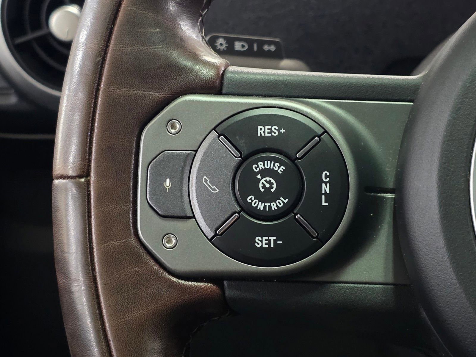 Used 2024 INEOS Grenadier Fieldmaster Edition image 32