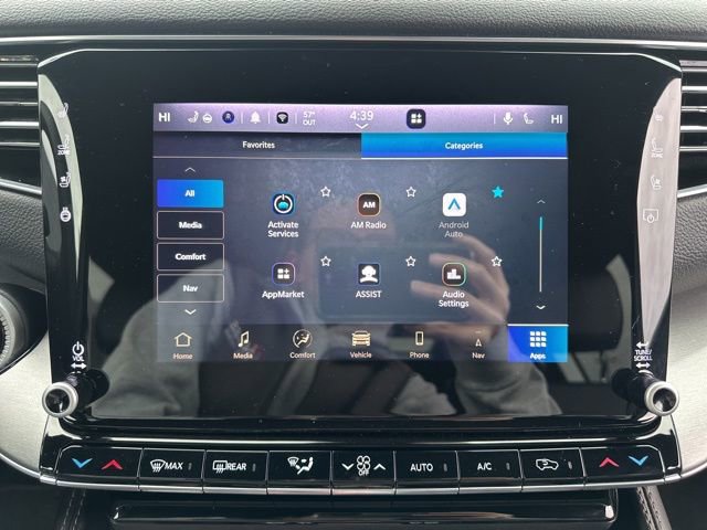 Certified 2024 Jeep Wagoneer Series II image 52