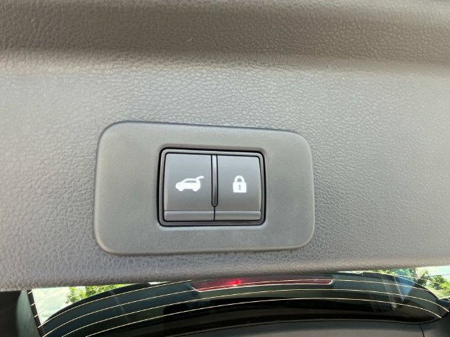 New 2025 Nissan Murano SL w/ Cargo Package AWD/4WD image 13