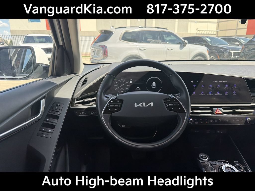 Certified 2024 Kia Niro Wind FWD image 13