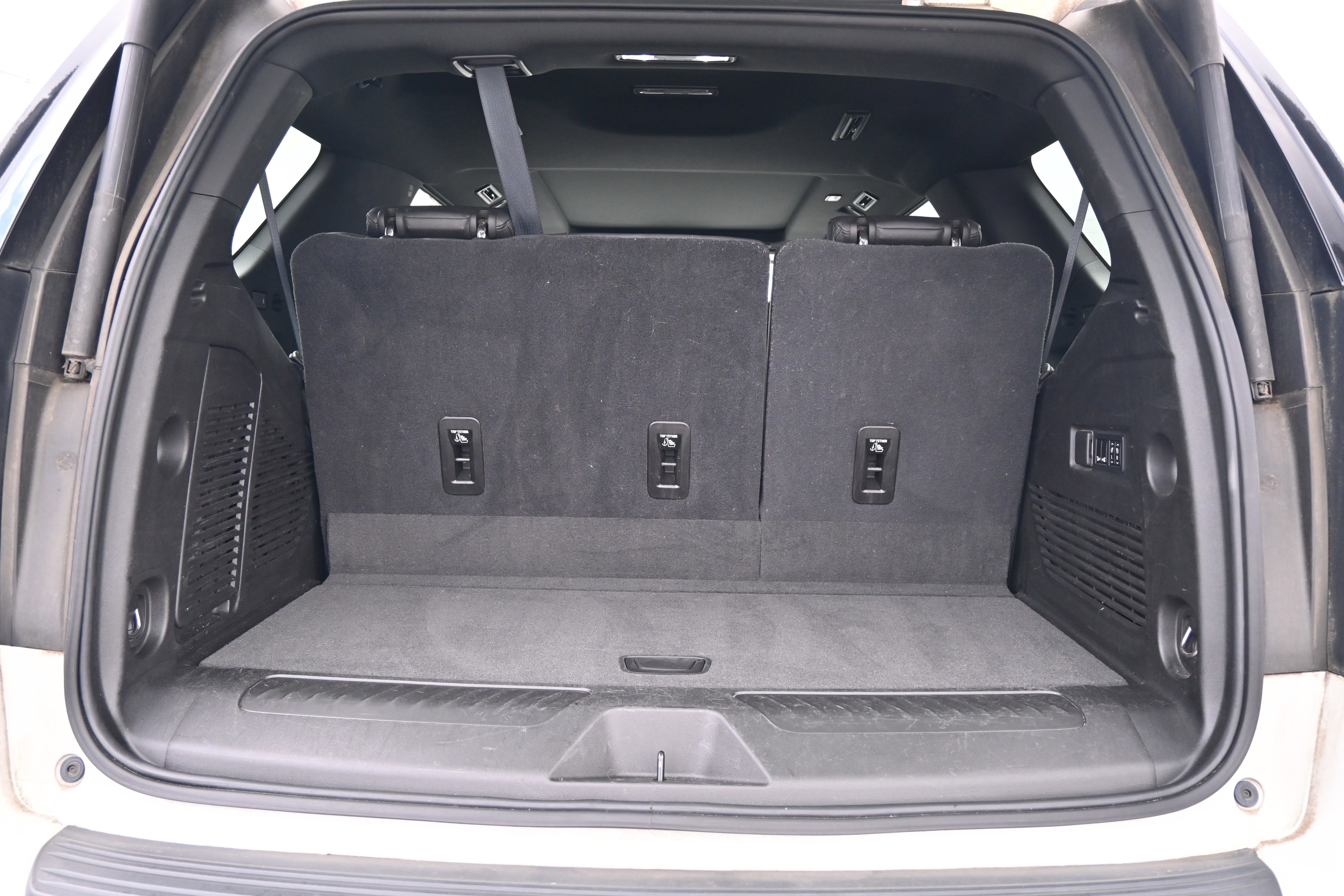 Used 2021 Chevrolet Tahoe LT w/ LT Signature Package image 34