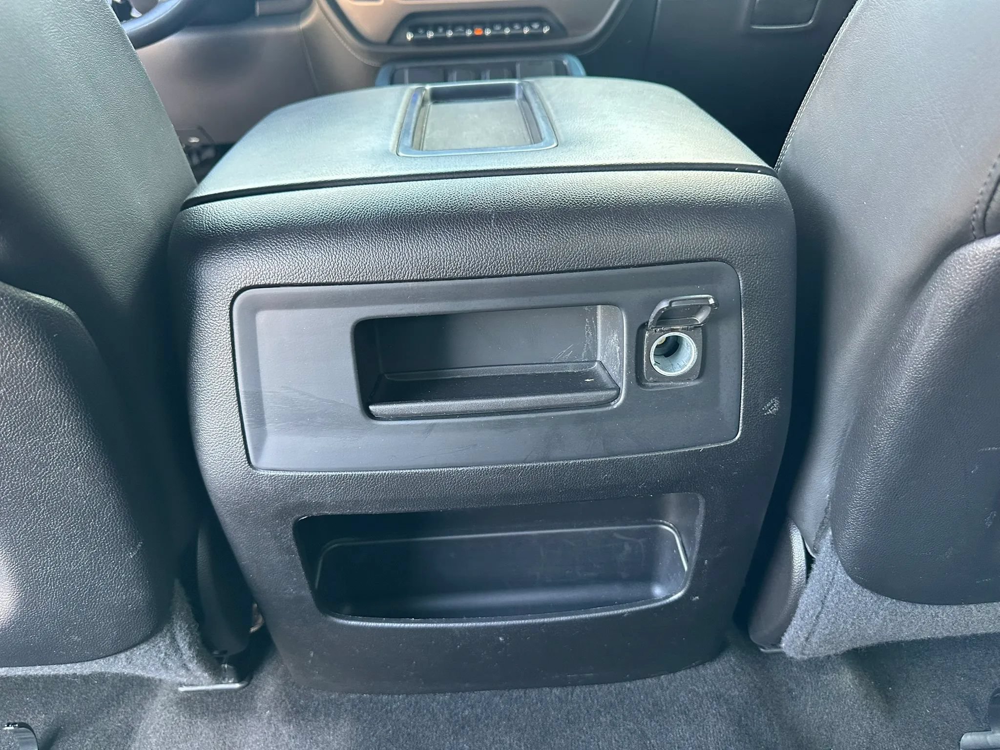 Used 2015 GMC Sierra 3500 Denali AWD/4WD image 23