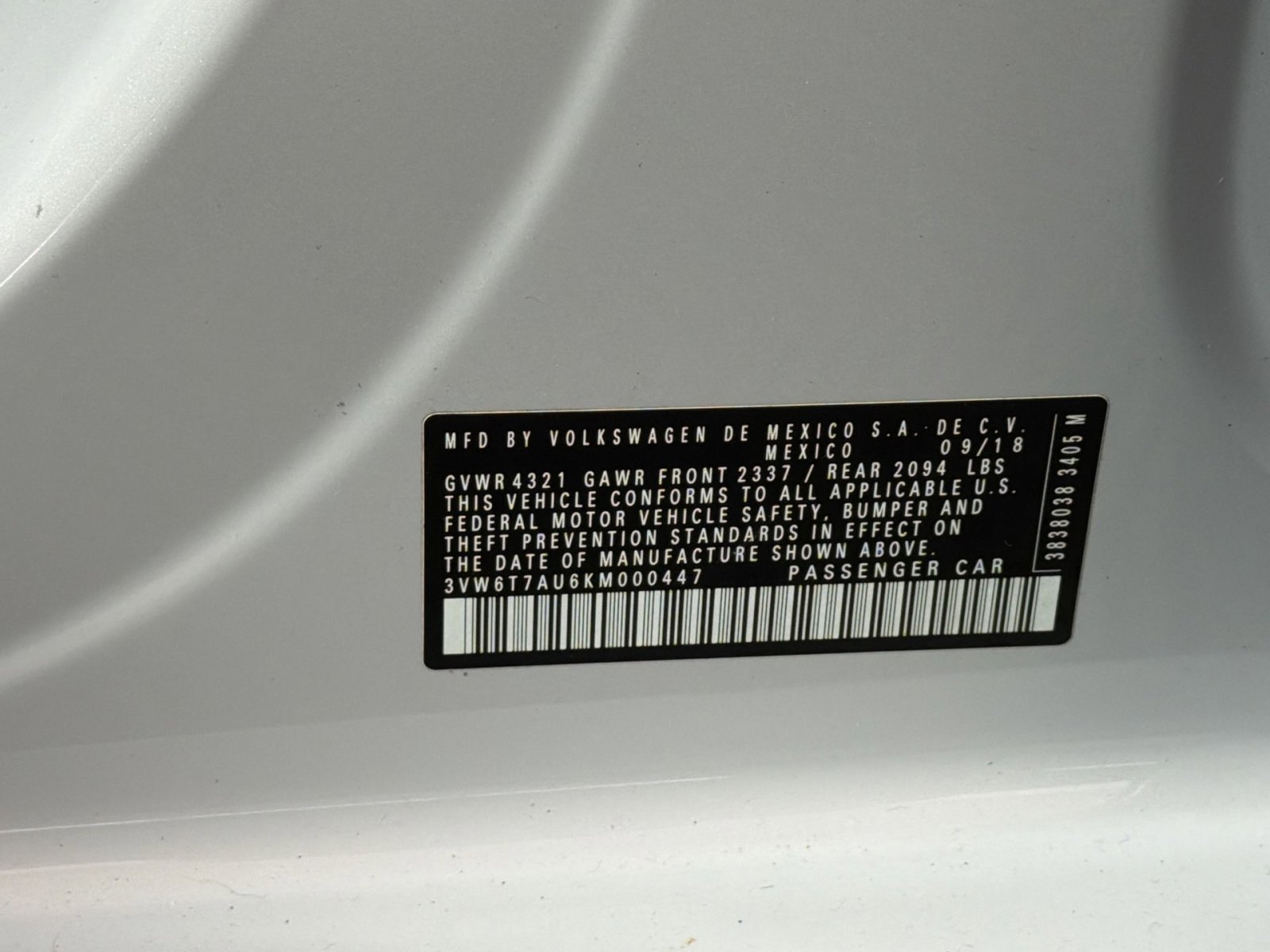 Used 2019 Volkswagen GTI SE image 28