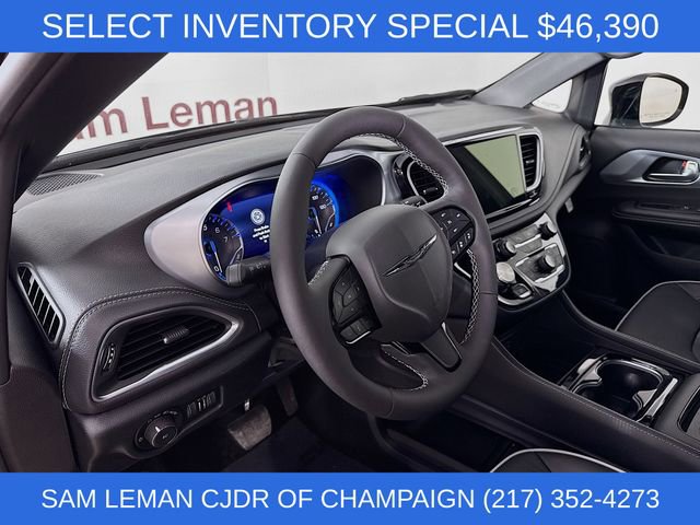 New 2026 Chrysler Pacifica Limited w/ S Appearance Package image 9