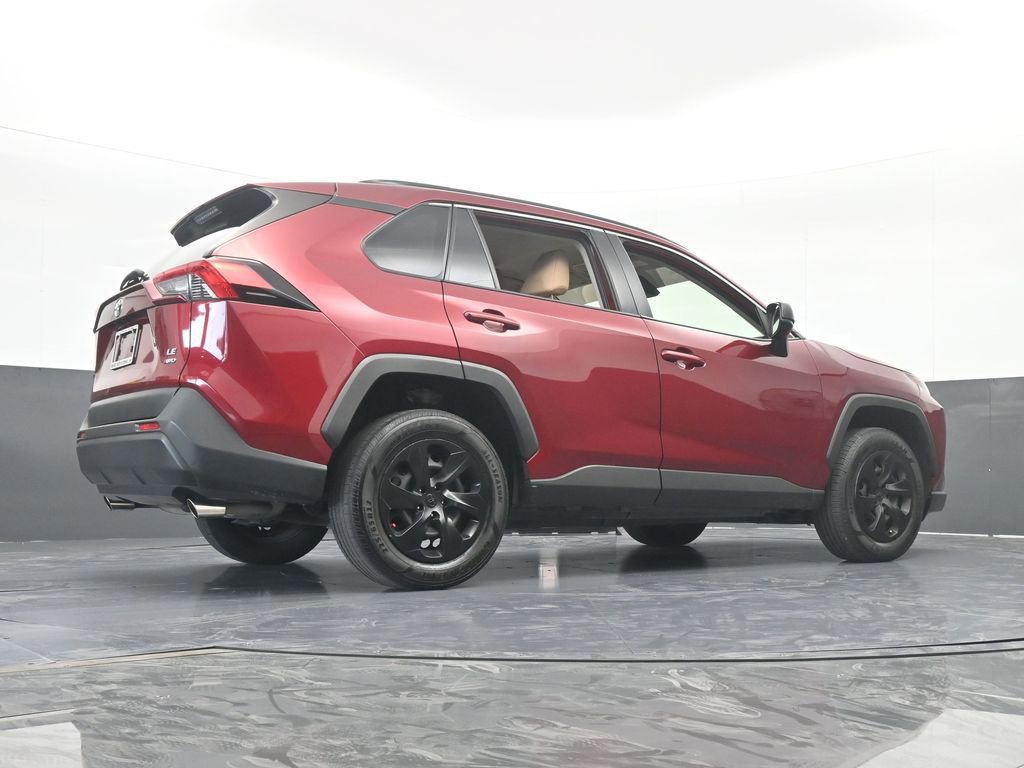 Used 2019 Toyota RAV4 LE image 58