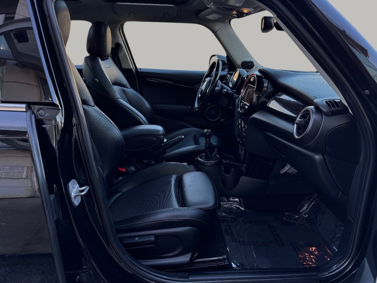 Used 2015 MINI Cooper S FWD image 19