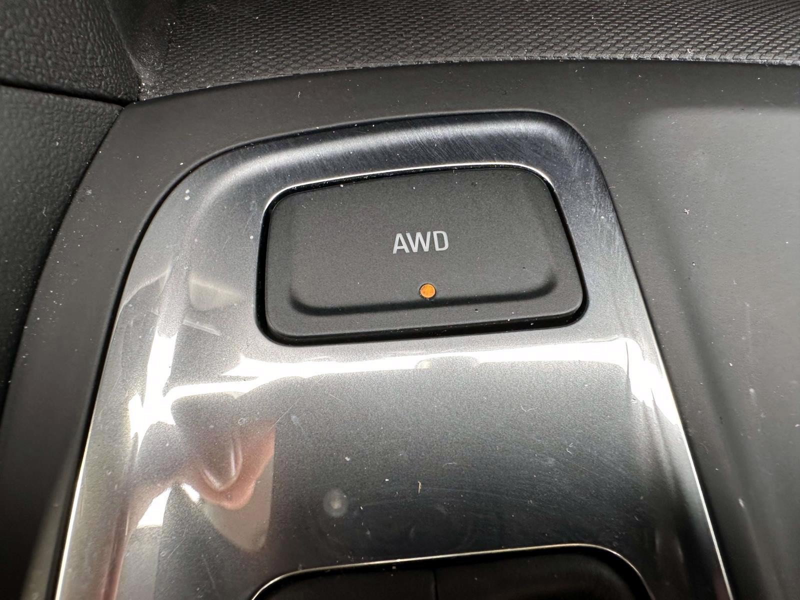 Used 2024 Chevrolet Equinox LS w/ LS Convenience Package AWD/4WD image 25