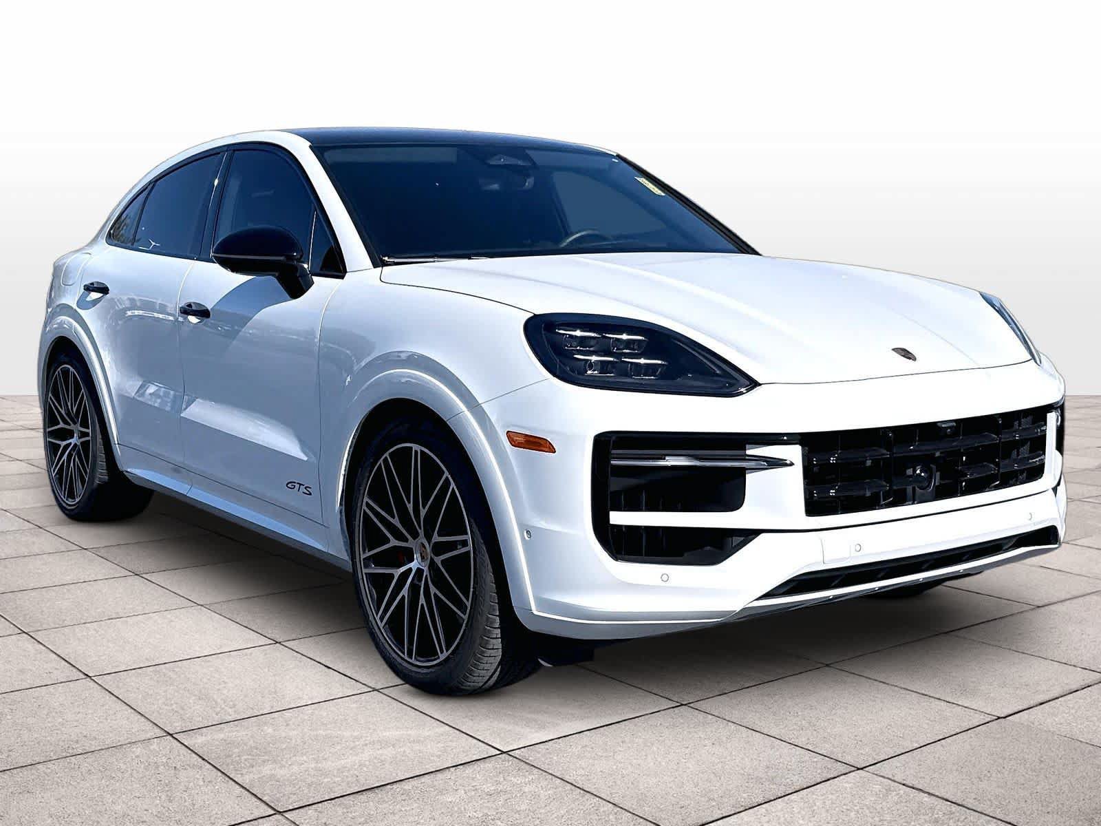 Used 2026 Porsche Cayenne GTS AWD/4WD image 3