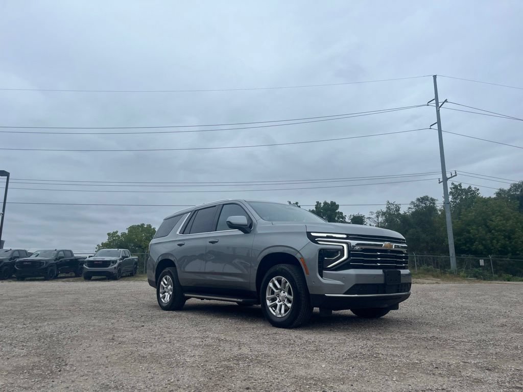 Used 2025 Chevrolet Tahoe LT AWD/4WD image 5