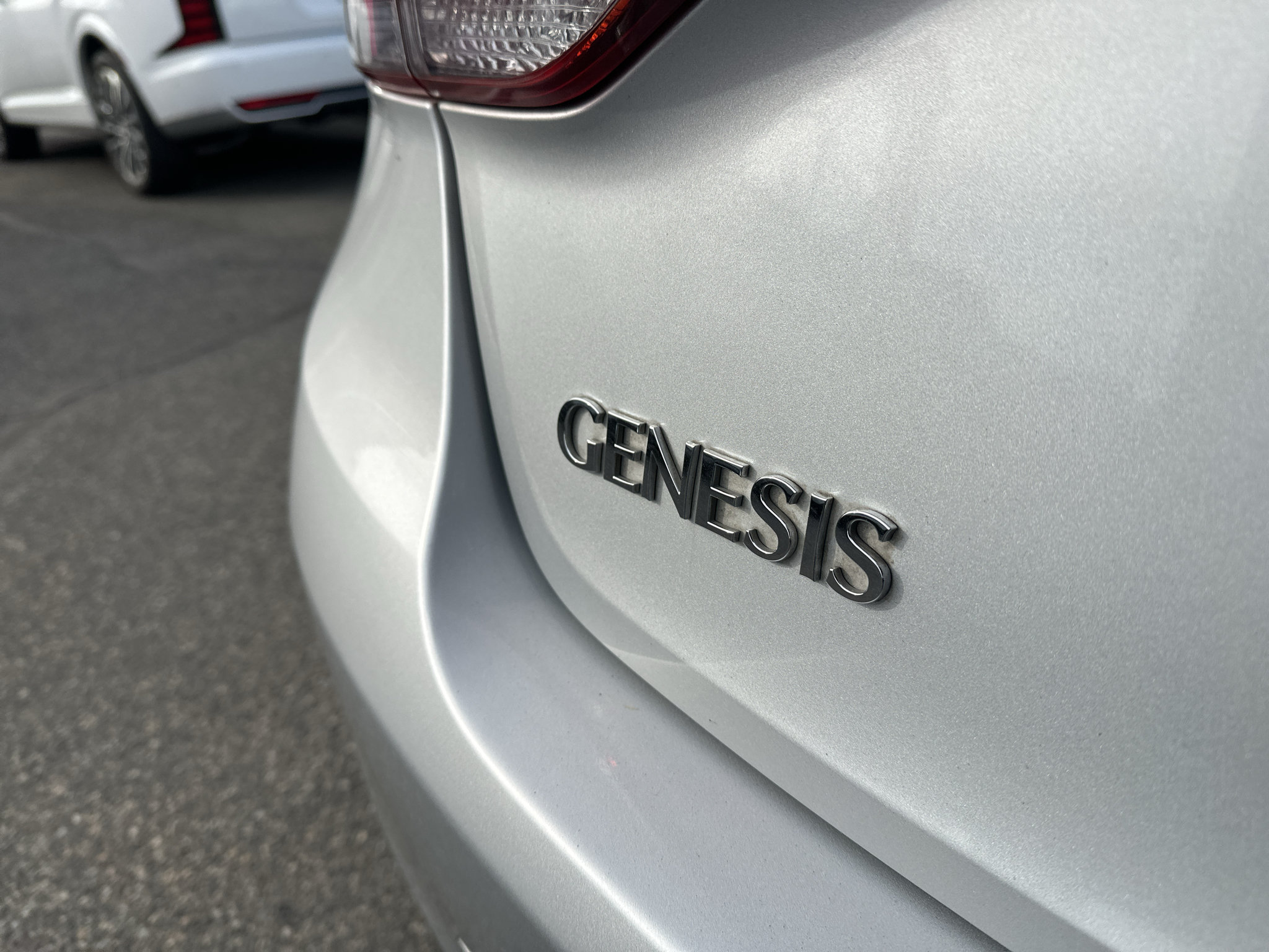 Used 2015 Hyundai Genesis 3.8 w/ Option Group 04 AWD/4WD image 11