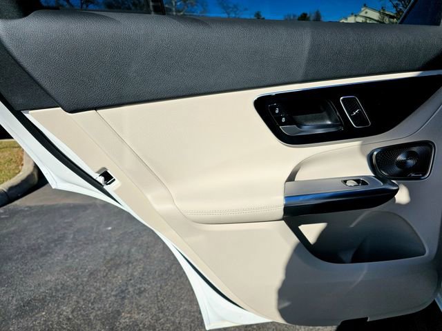 New 2026 Mercedes-Benz GLC 300 4MATIC image 25