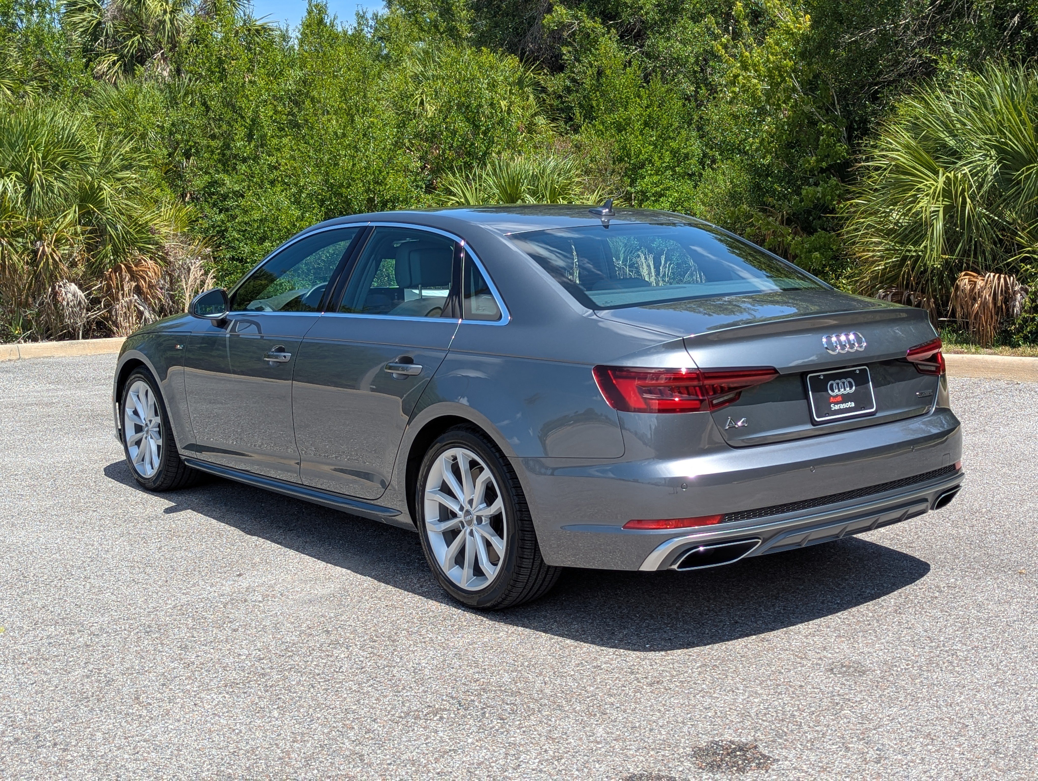 Used 2019 Audi A4 2.0T Premium Plus w/ Premium Plus Package AWD/4WD image 5