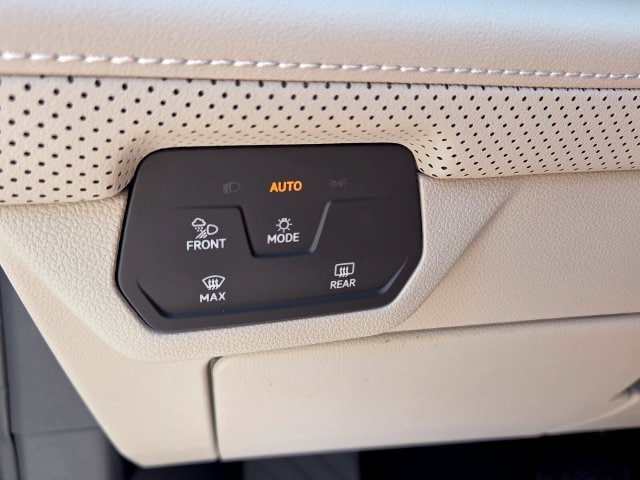 New 2026 Volkswagen Atlas SE FWD image 27
