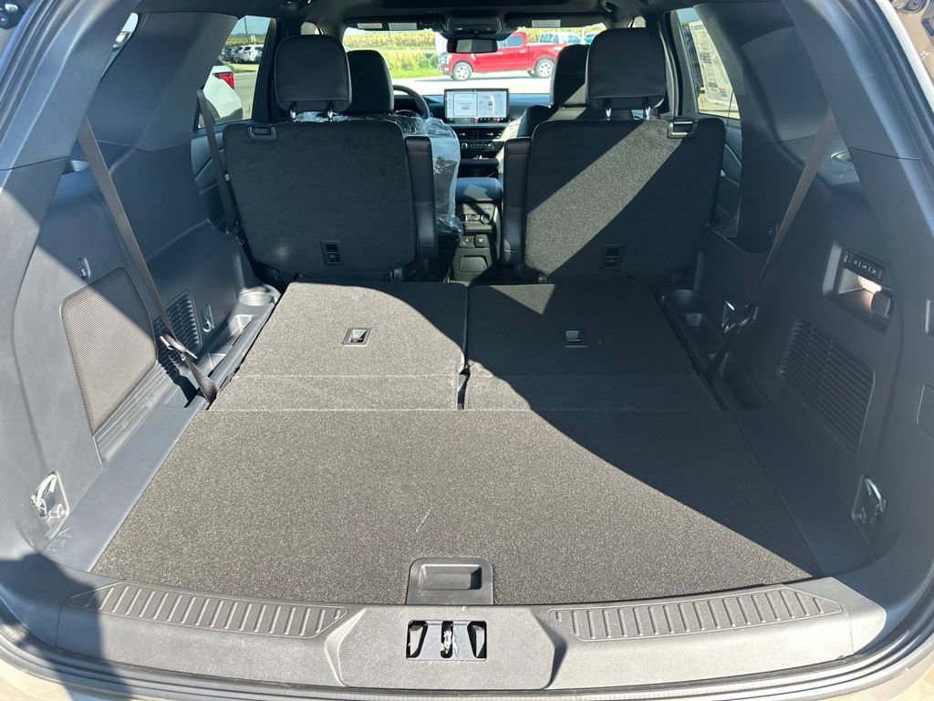 New 2026 Ford Explorer ST w/ Sun And Sound Package AWD/4WD image 33