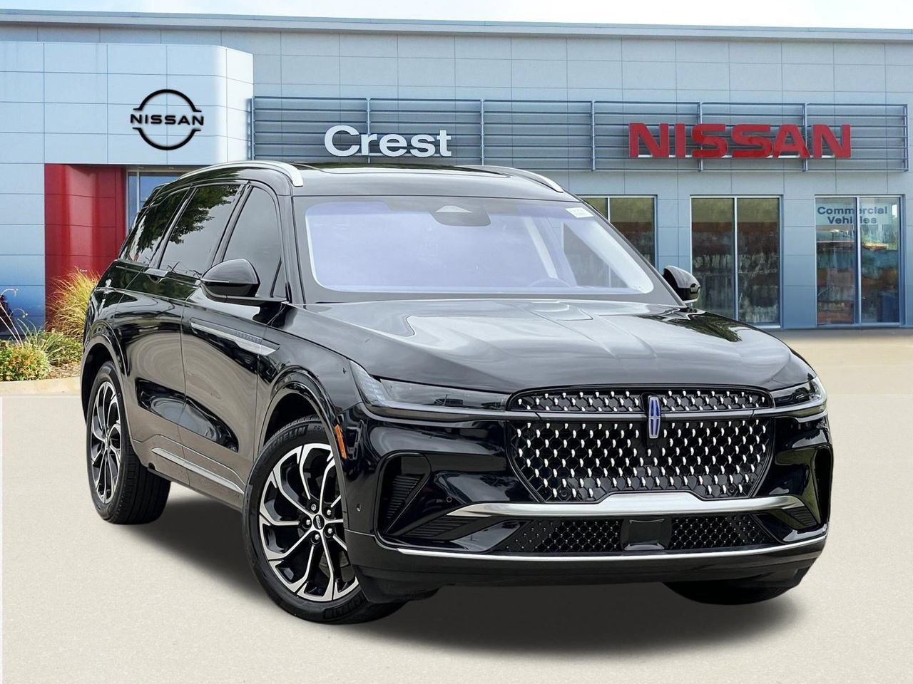 Used 2024 Lincoln Nautilus Reserve w/ Equipment Group 202A AWD/4WD image 1