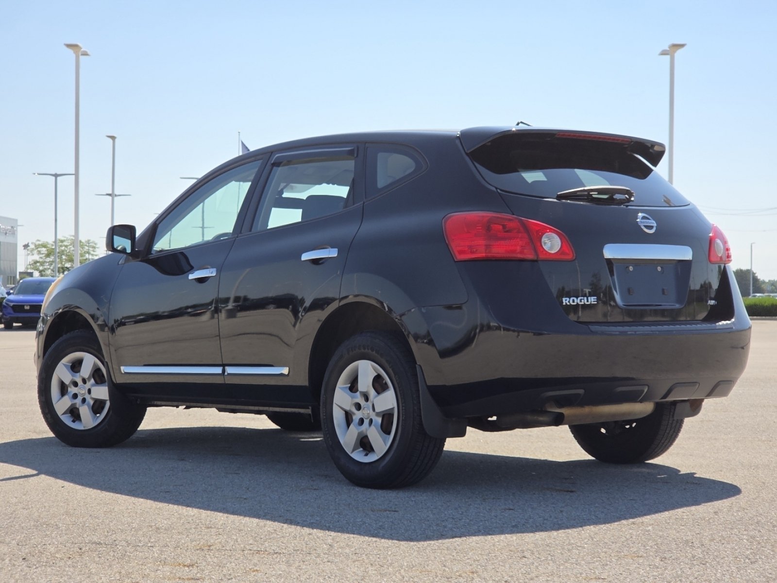 Used 2011 Nissan Rogue S AWD/4WD image 13