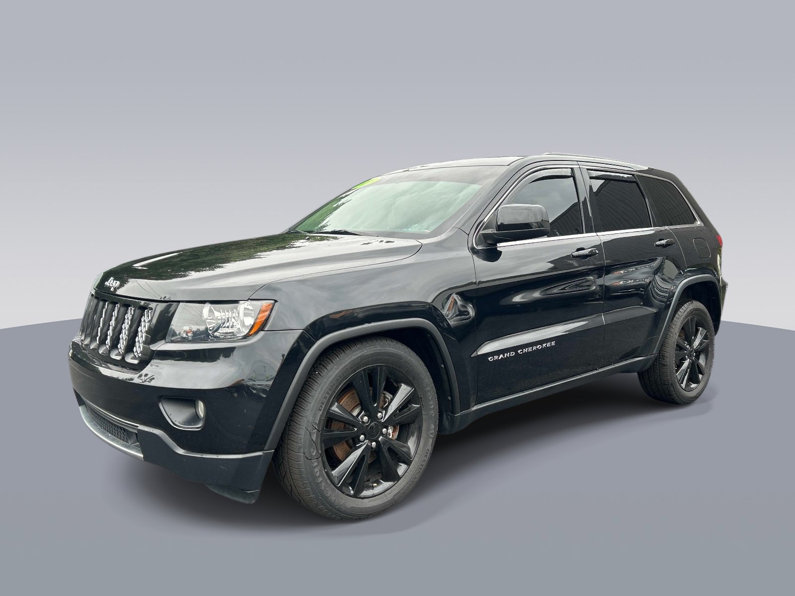 Used 2013 Jeep Grand Cherokee Altitude AWD/4WD image 7