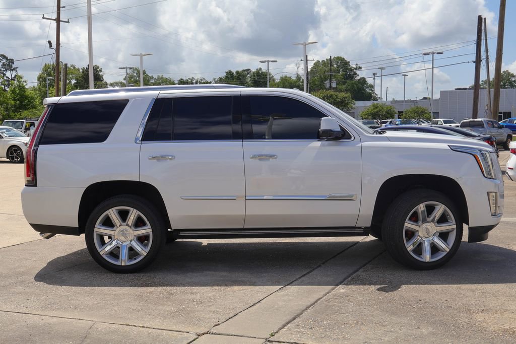Used 2016 Cadillac Escalade Premium AWD/4WD image 24