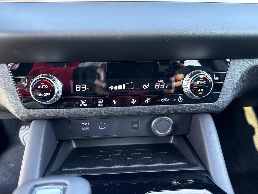 New 2026 Mitsubishi Outlander SEL image 30