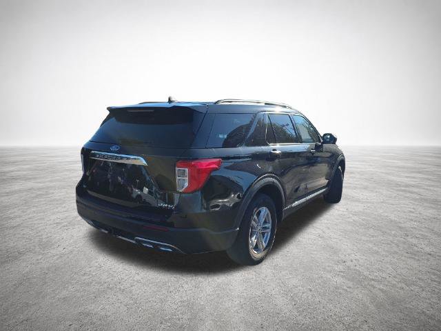 Certified 2022 Ford Explorer XLT w/ Equipment Group 202A AWD/4WD image 8
