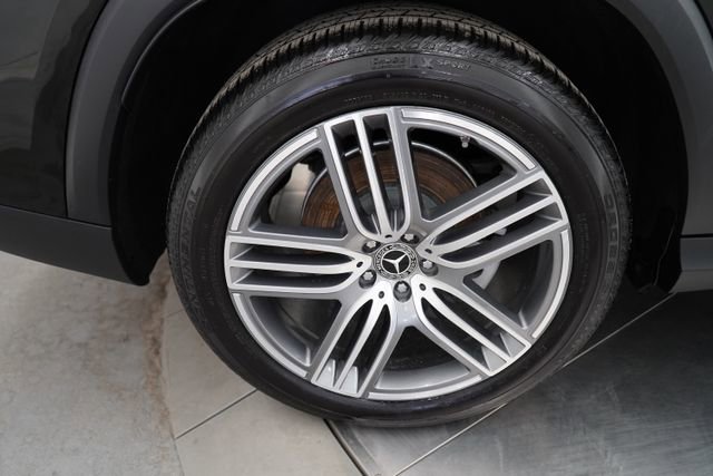 Used 2025 Mercedes-Benz GLS 450 4MATIC image 53