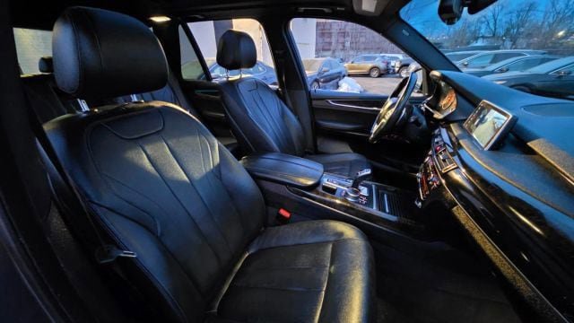 Used 2018 BMW X5 sDrive35i w/ M Sport Package image 46