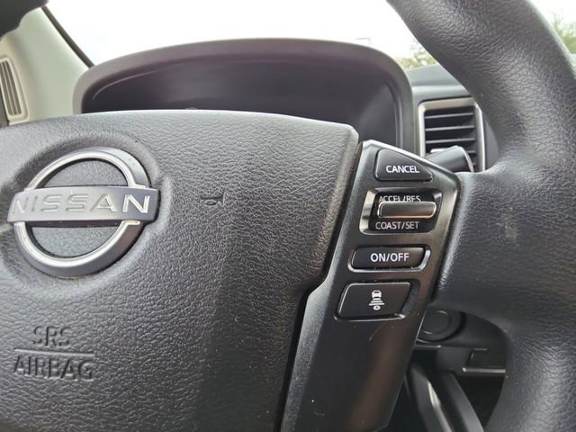 Used 2022 Nissan Frontier SV w/ Technology Package image 11