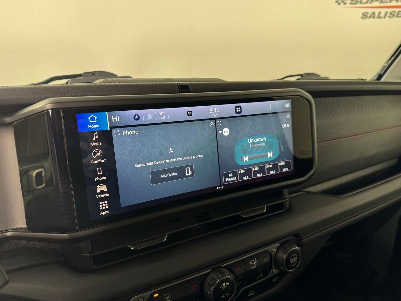 Used 2025 Jeep Wrangler Unlimited Rubicon image 14