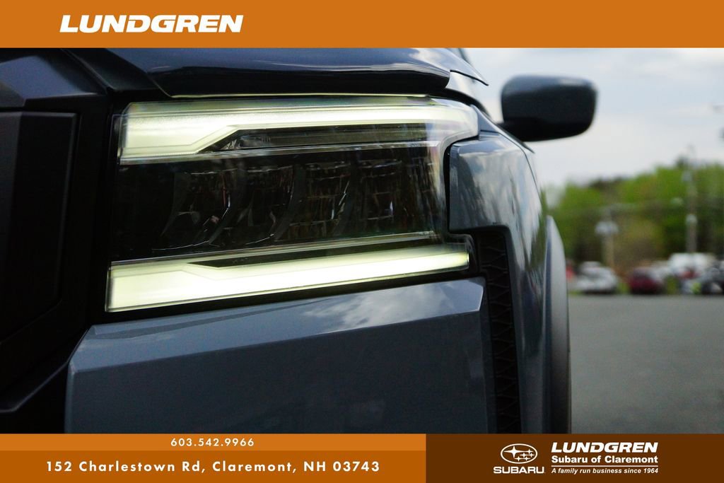 Used 2025 Nissan Frontier PRO-4X AWD/4WD image 36