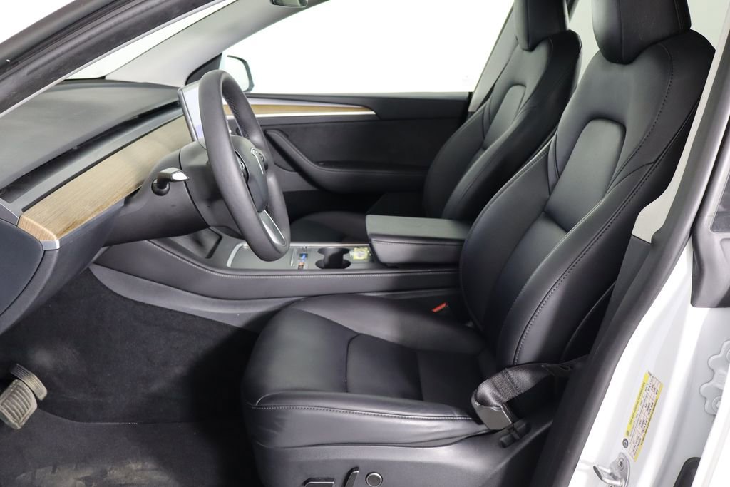 Used 2023 Tesla Model Y Long Range AWD/4WD image 14