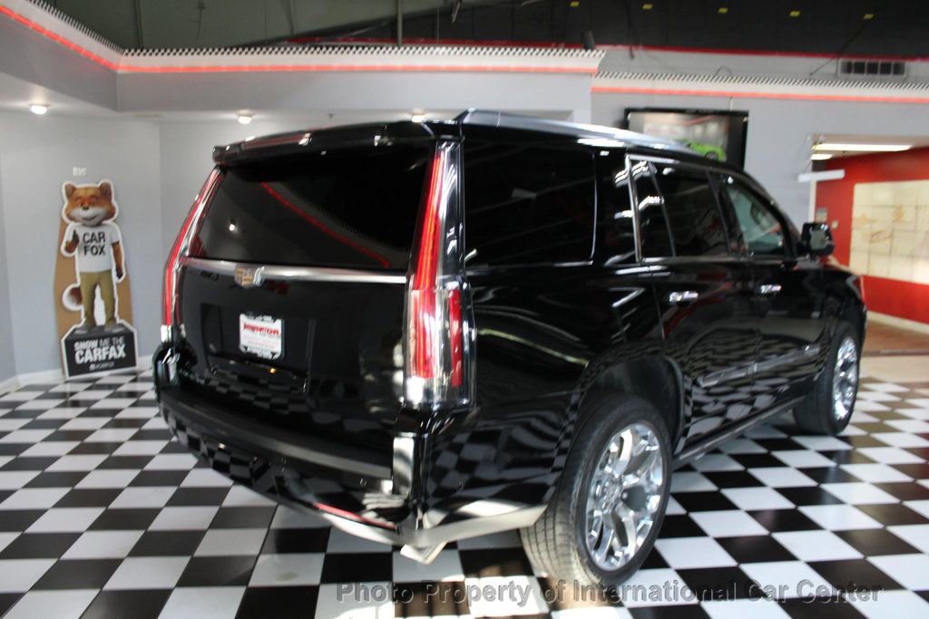 Used 2017 Cadillac Escalade Premium Luxury image 4